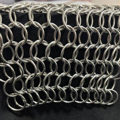 Хорошая цена. Large Ring Welded Mesh Stainless Steel Metal Chain Mail Welded Ring Mesh Curtain онлайн