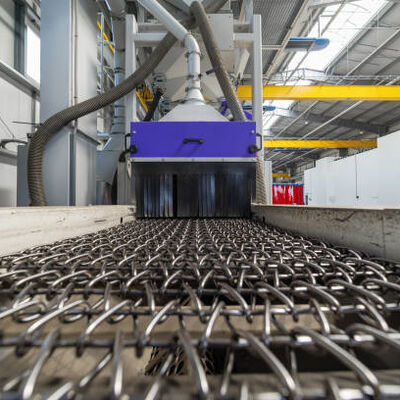 качество Металлическая решетка с традиционным плетением, обеспечивающая беспрепятственное открытие для перемещения продукции Фабрика